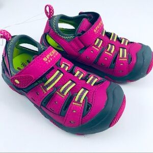 Sperry Closed Toe Leather Pink Shoes size 7